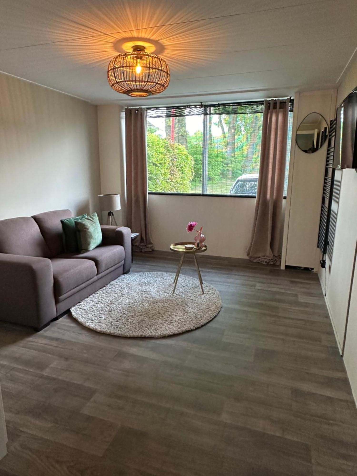B&B Twente 恩斯赫德 外观 照片